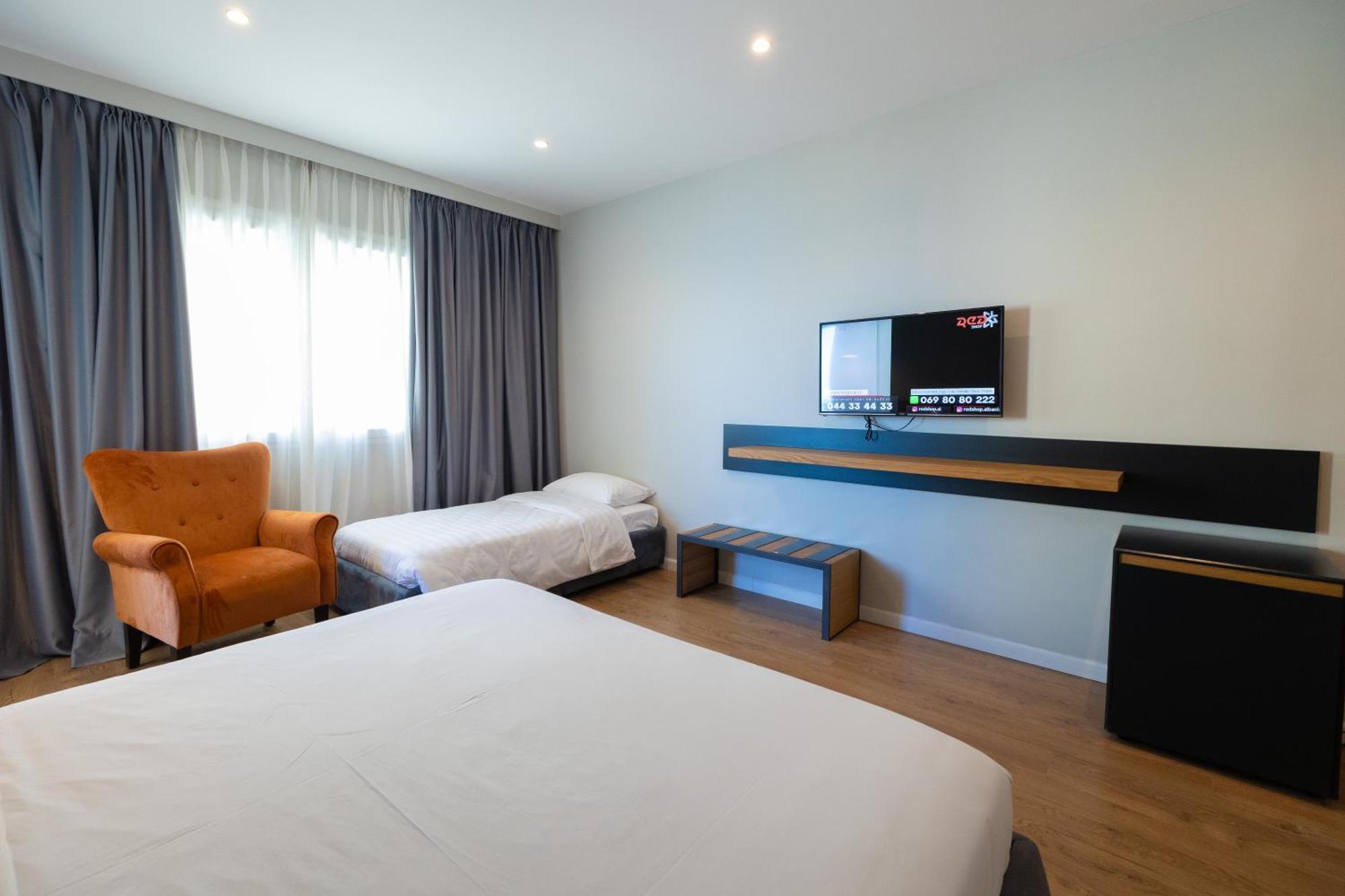 Duka Hotel วญอเรอ ภายนอก รูปภาพ