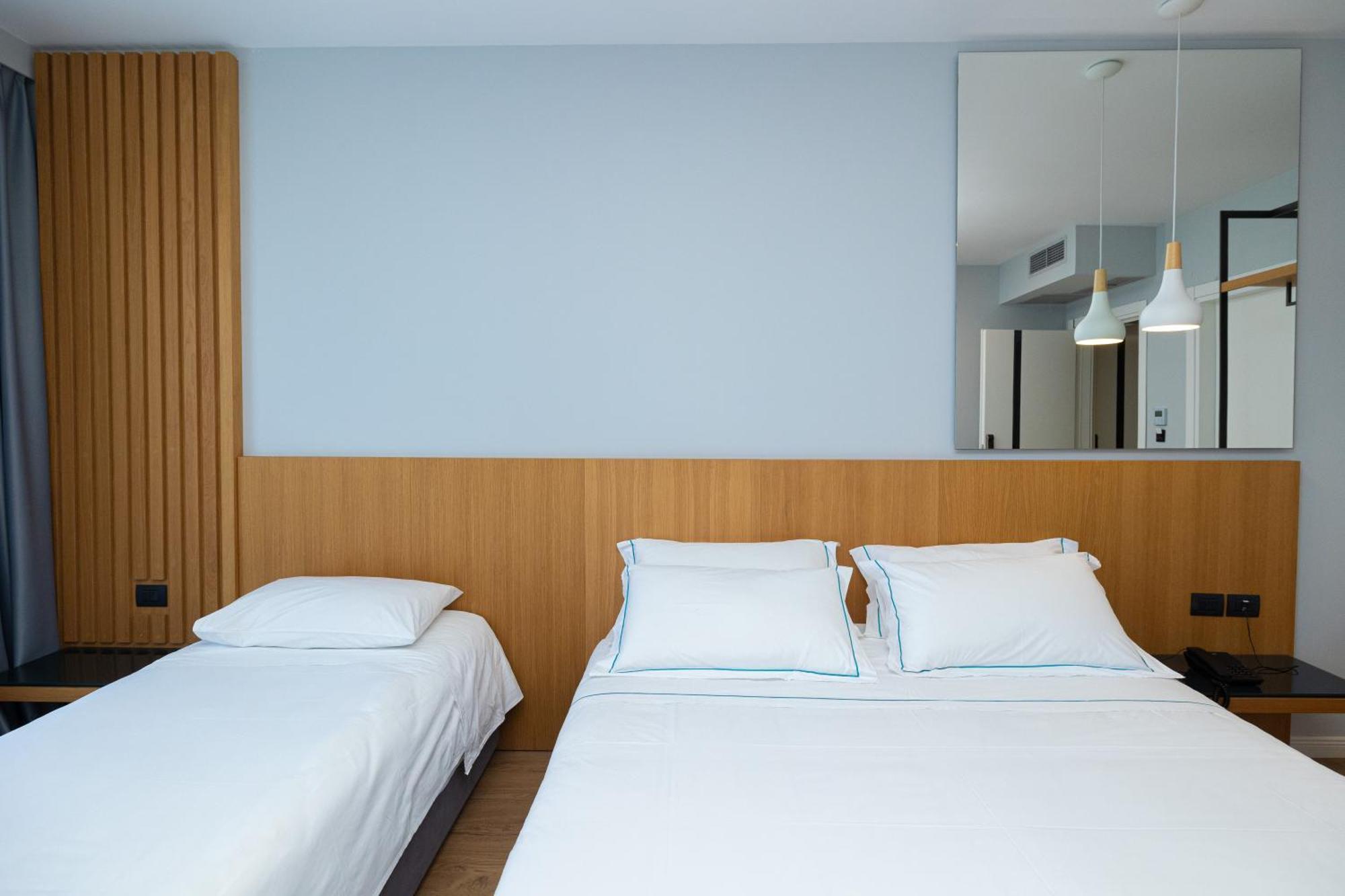 Duka Hotel วญอเรอ ภายนอก รูปภาพ