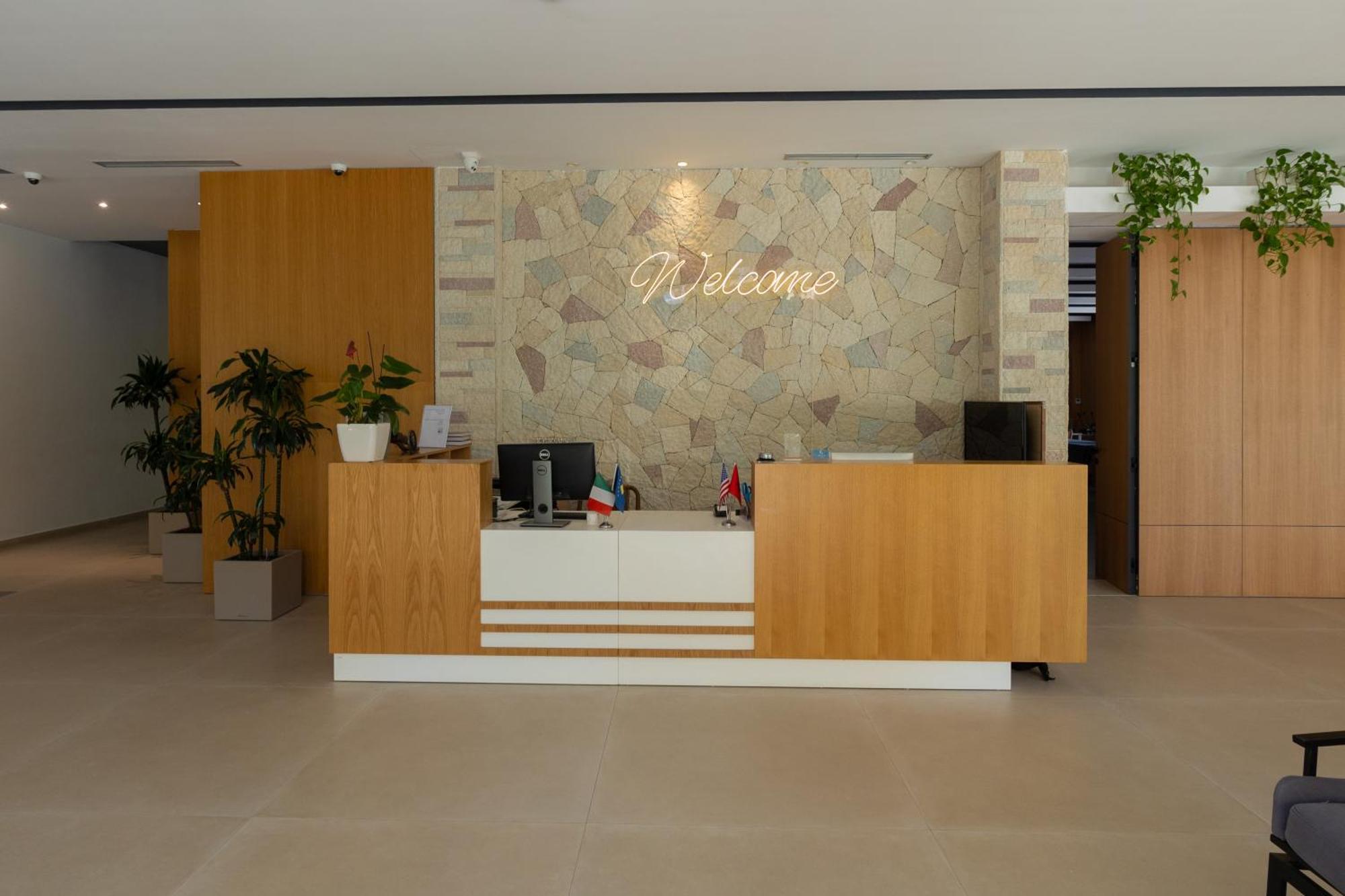 Duka Hotel วญอเรอ ภายนอก รูปภาพ